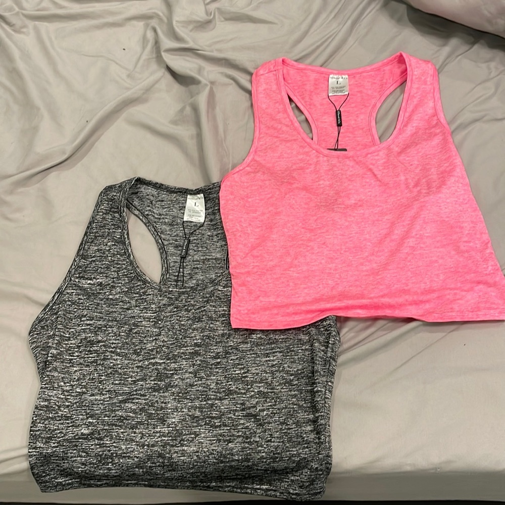 cropped workout tanks